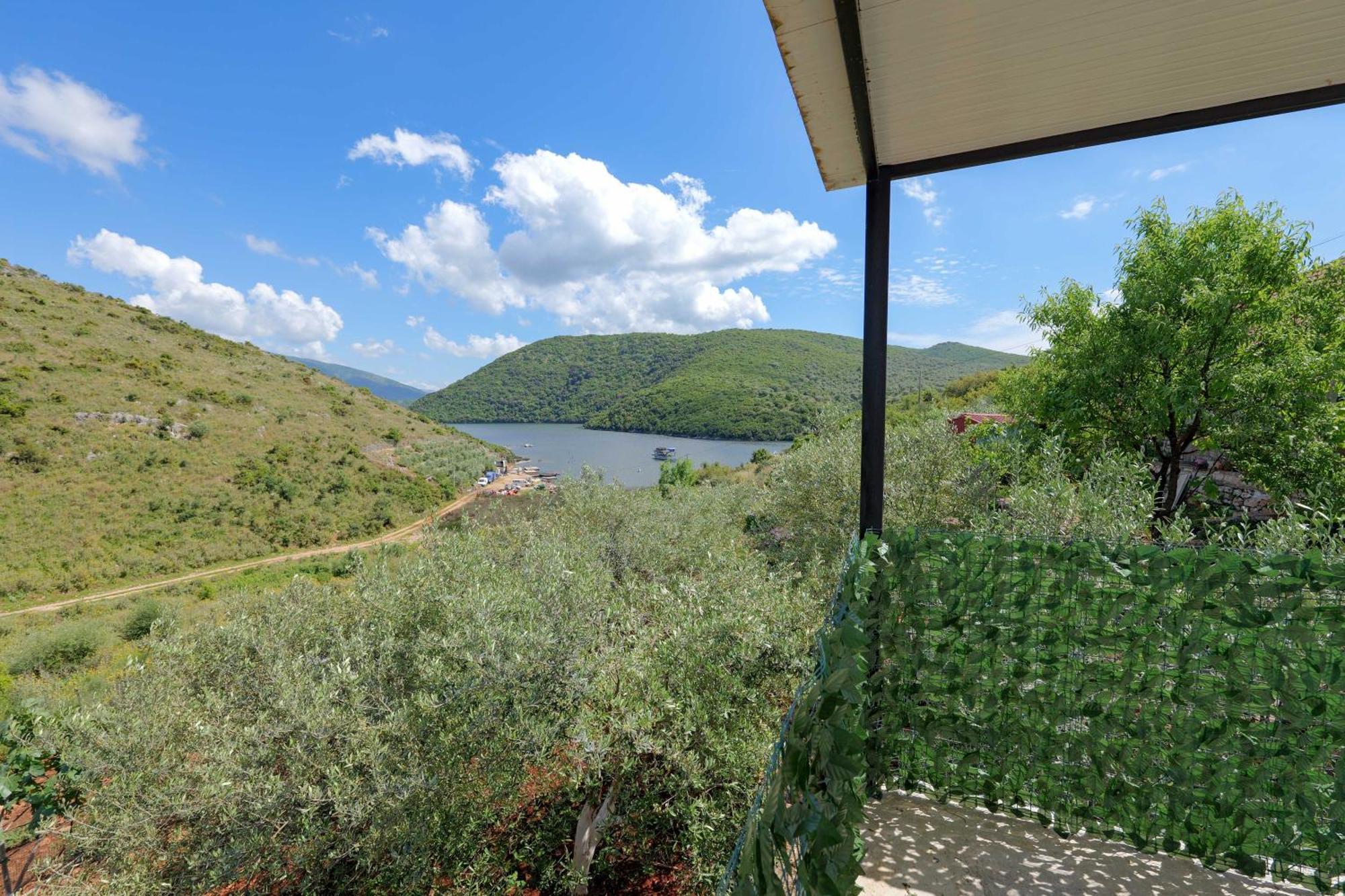 Lago Calmo Villa كساميل المظهر الخارجي الصورة